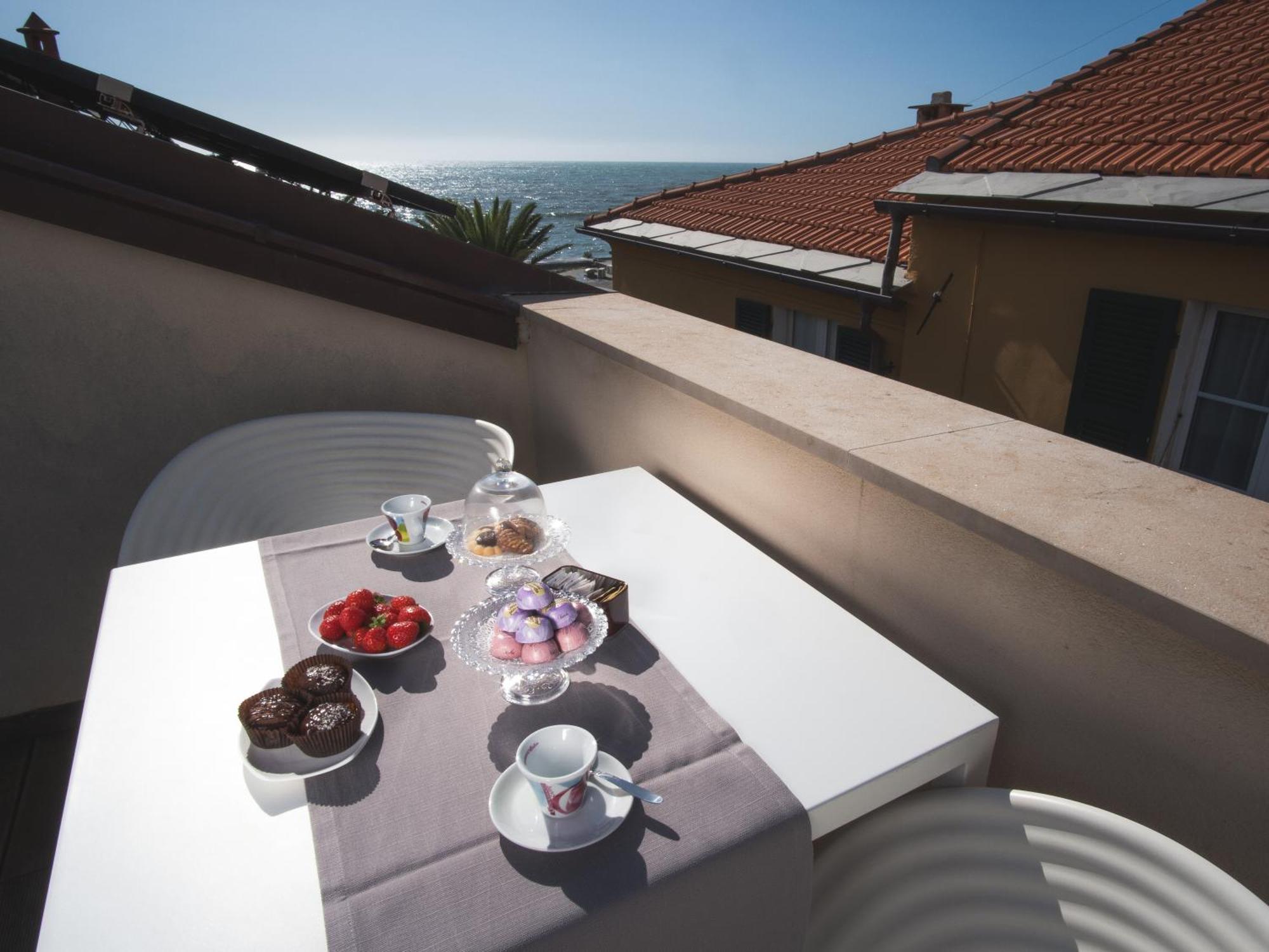 Hotel San Pietro Palace Finale Ligure Luaran gambar